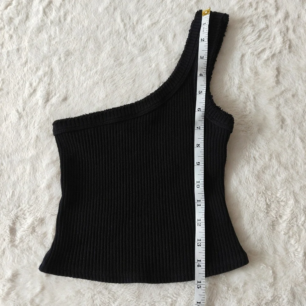 Urban Outfitters Women's One Shoulder Crop Top Black Ribbed Knit Asymmetrical XS - Picture 4 of 6
